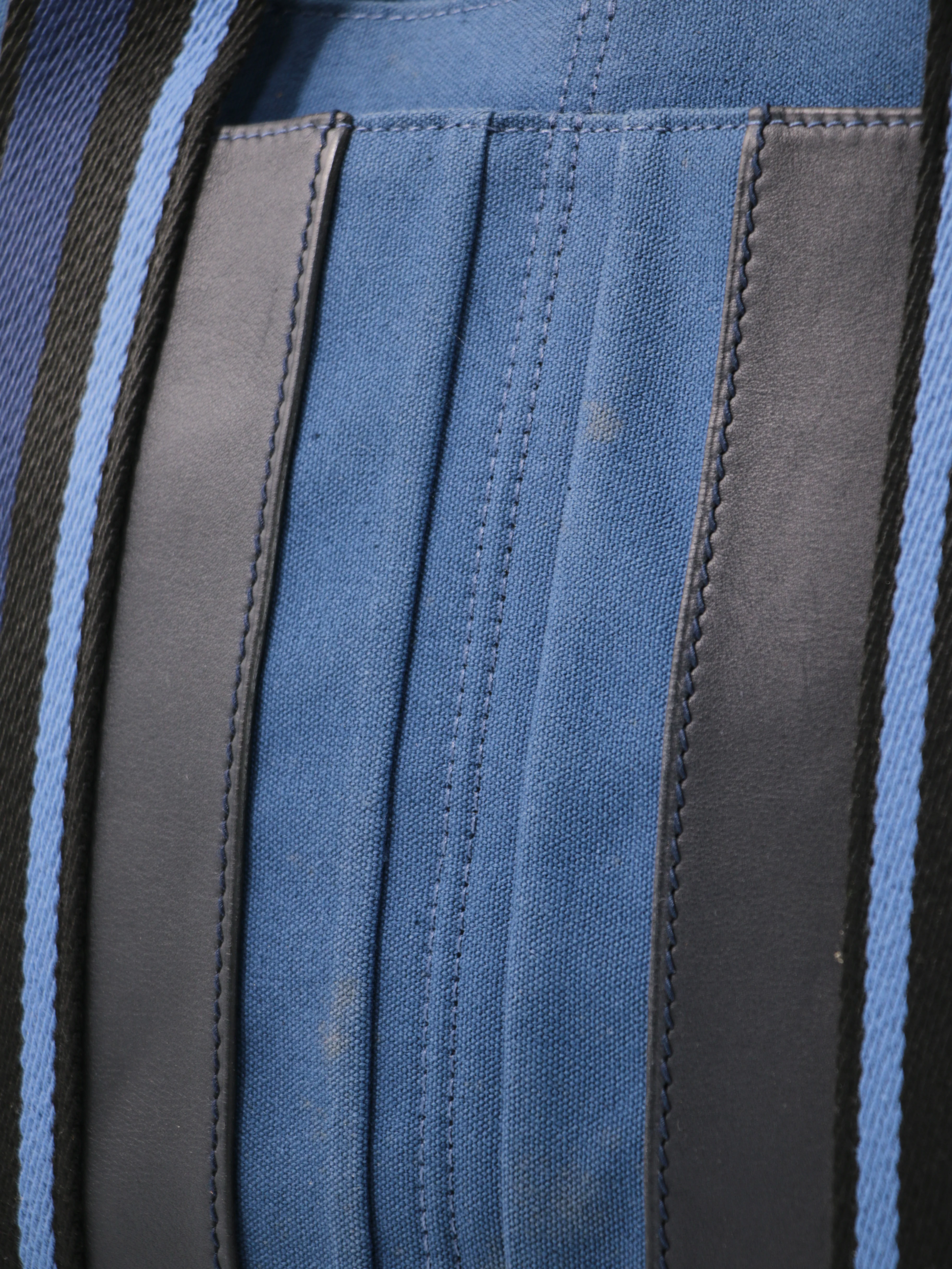 Shoulder Bag - Image 8