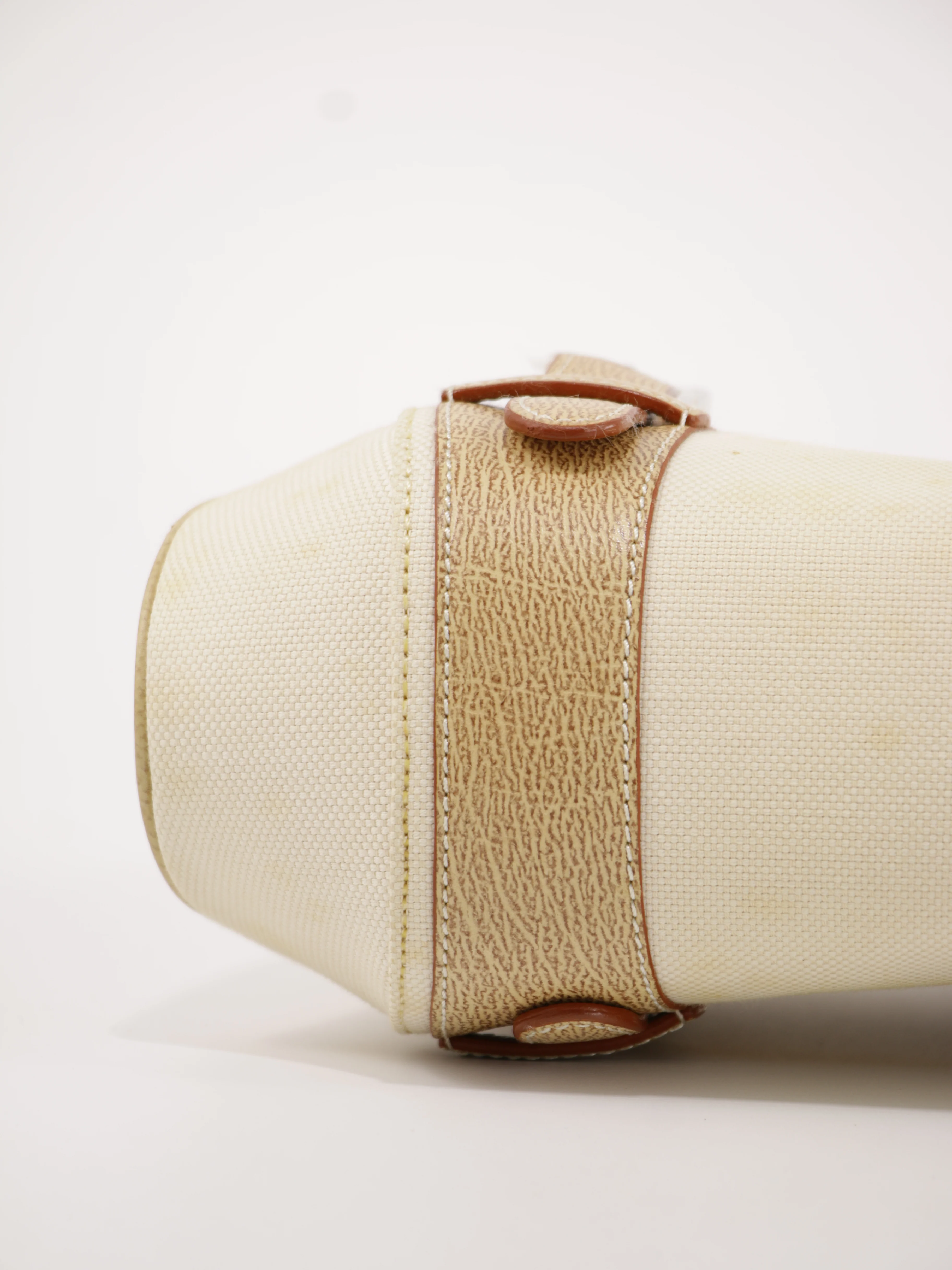 Hand Bag - Image 9