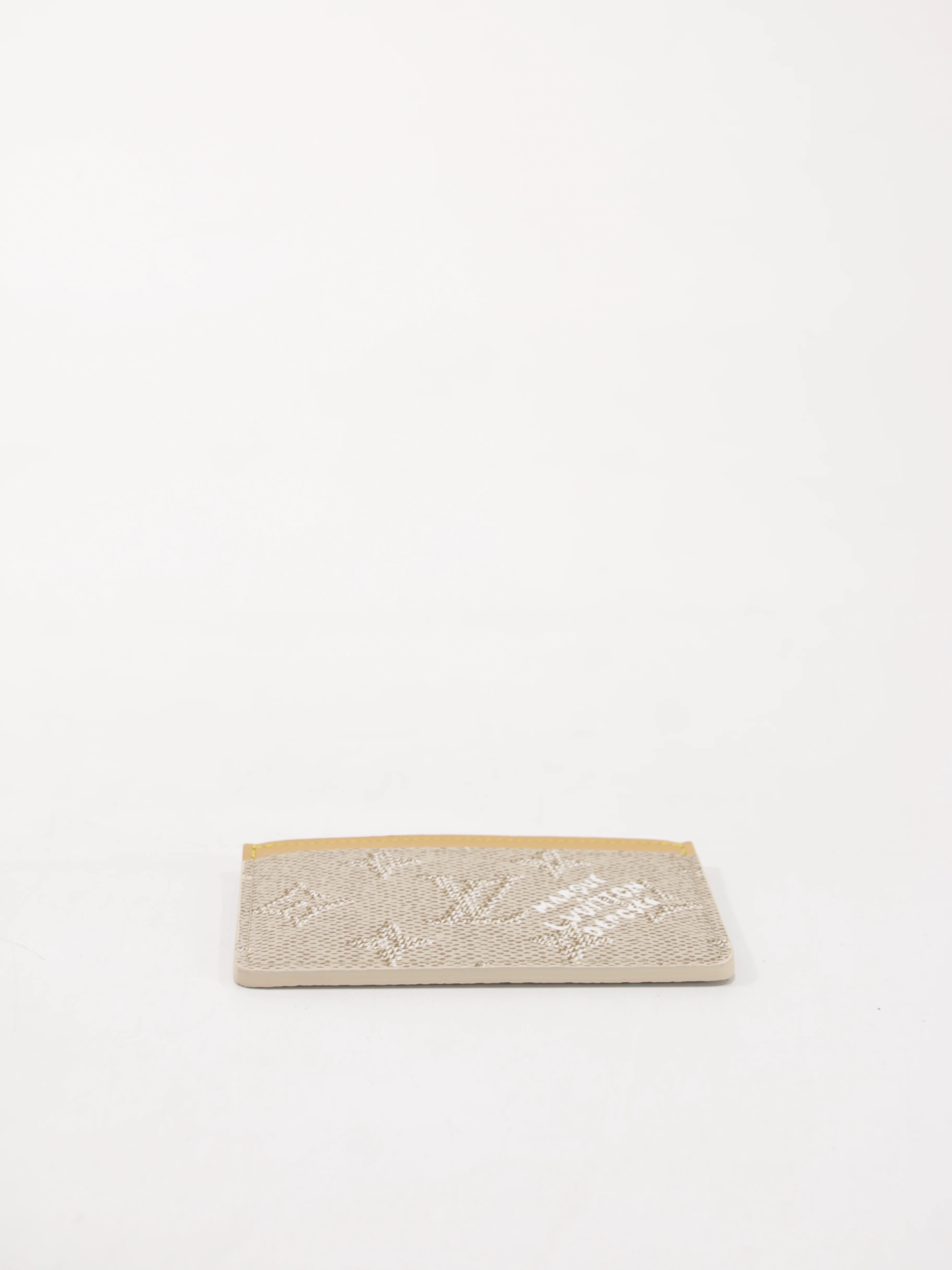 Cardholder - Image 5