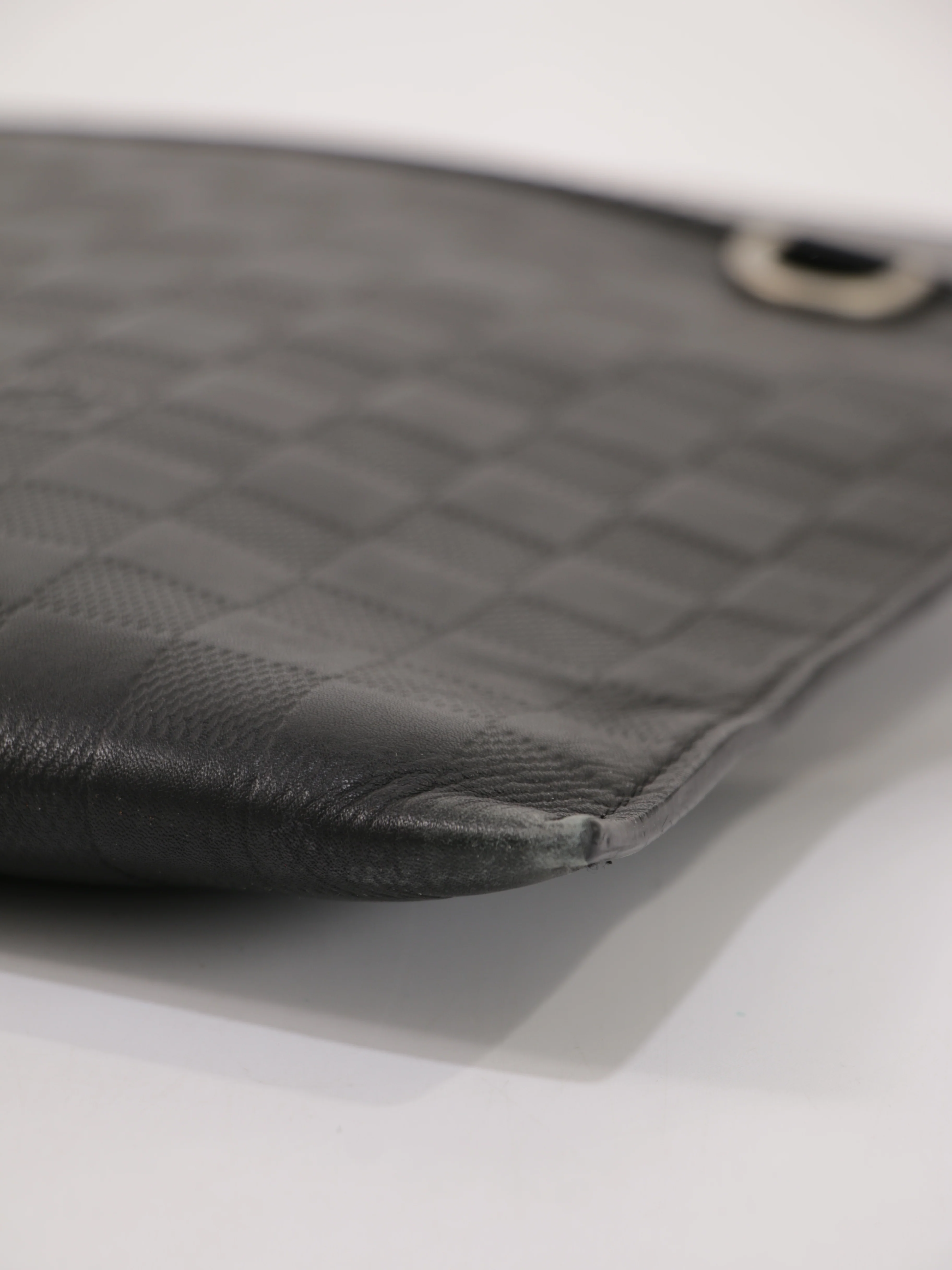 Clutch - Image 7