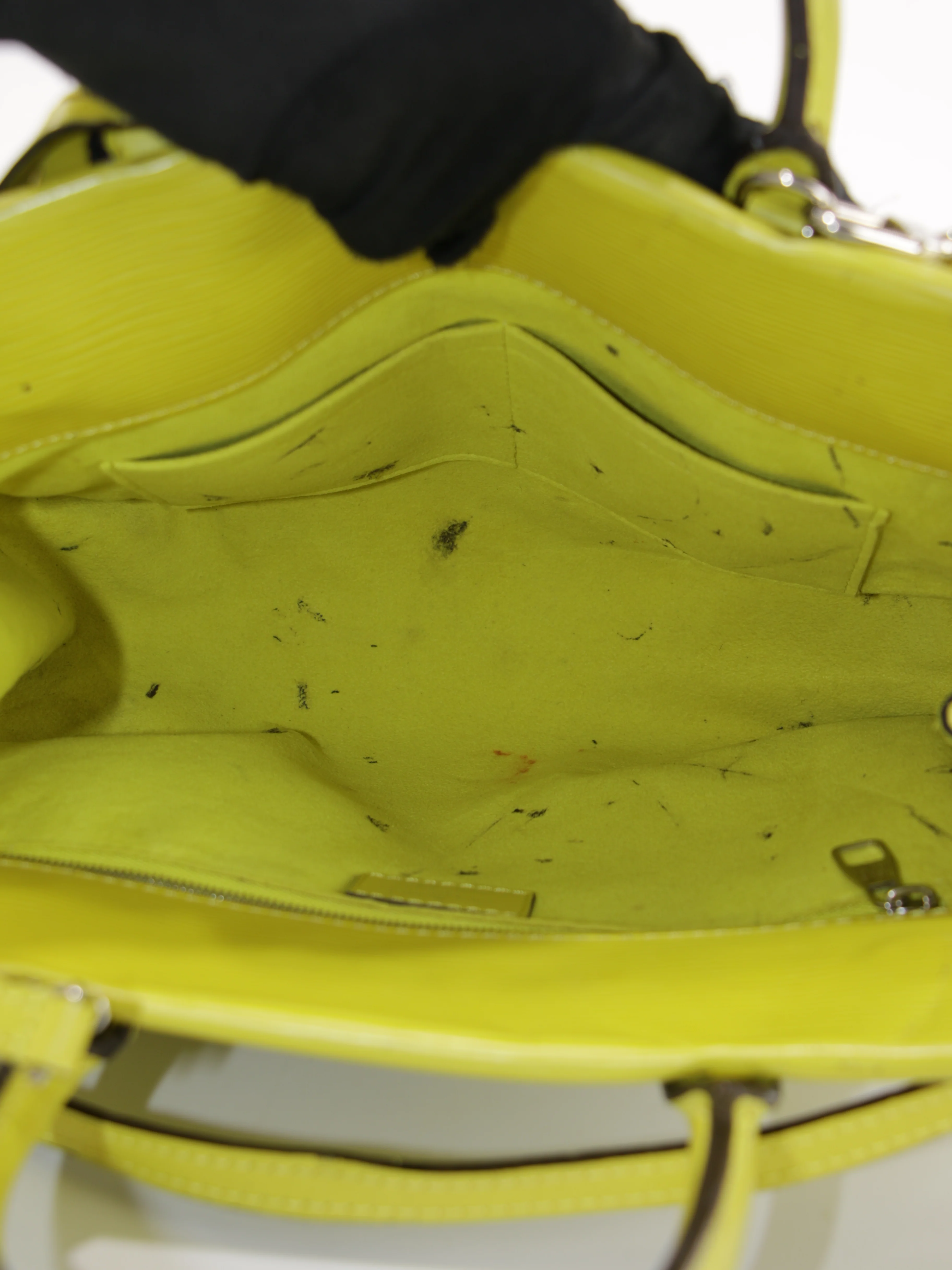 Hand Bag - Image 7