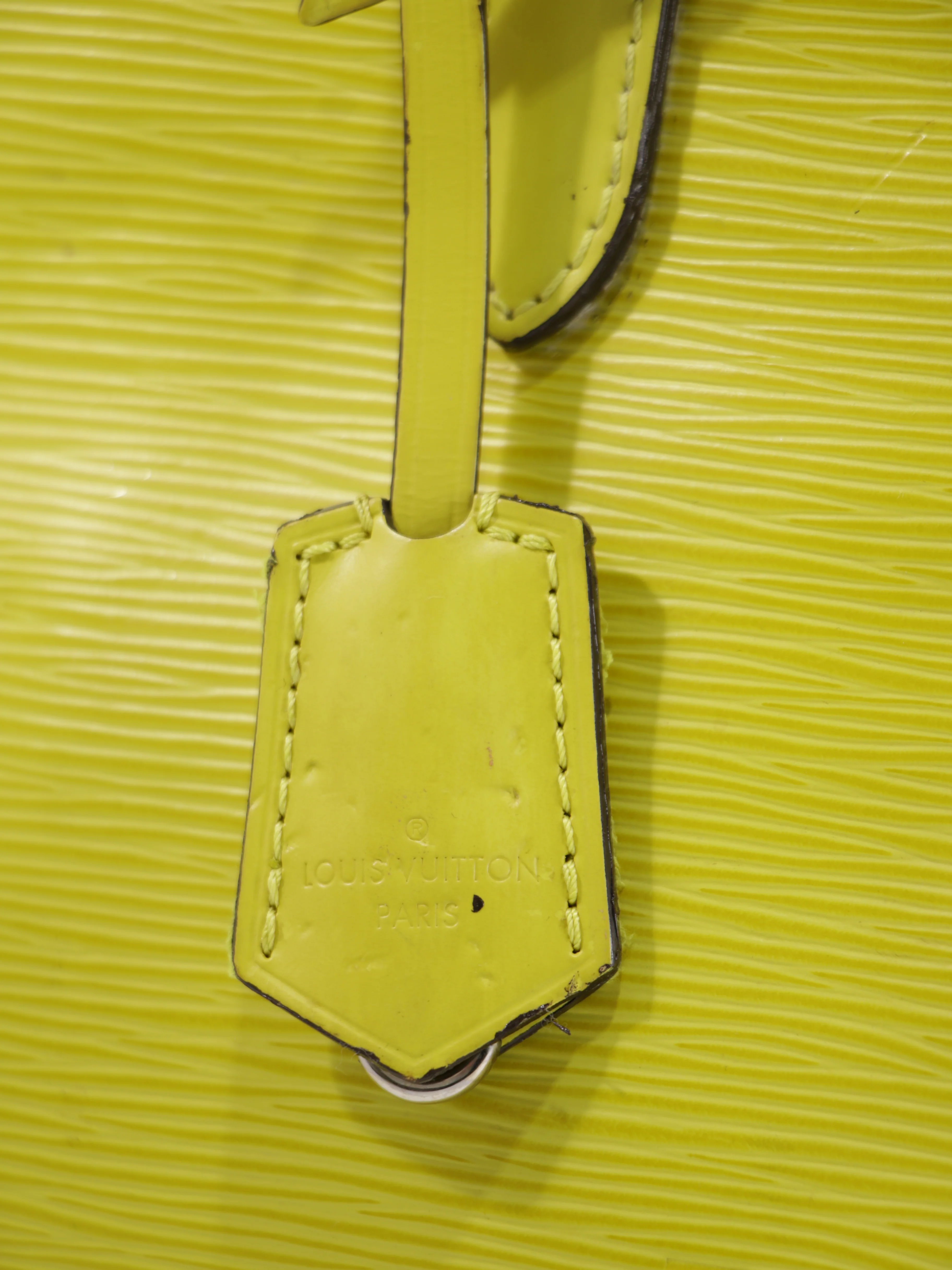 Hand Bag - Image 9