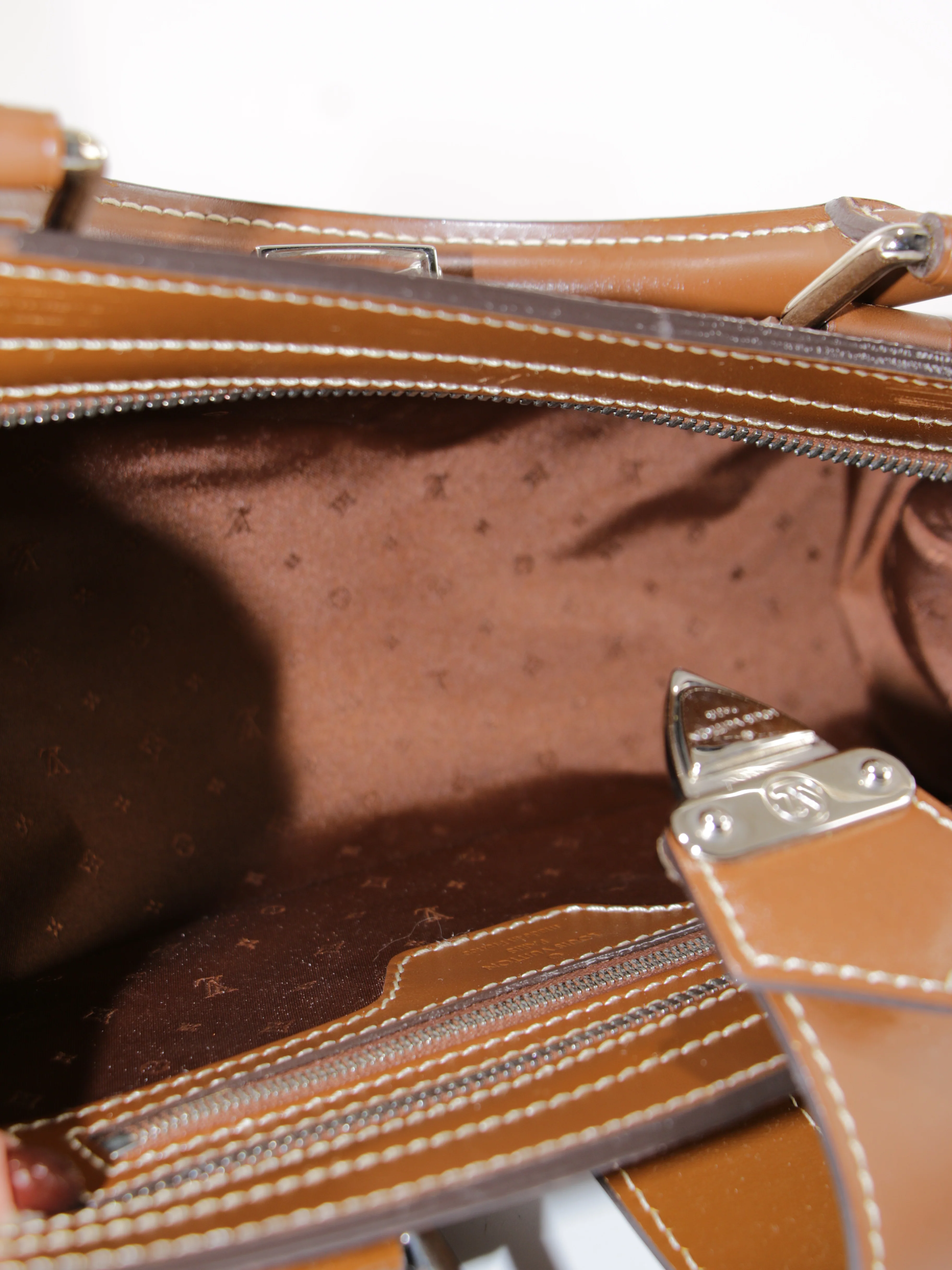 Hand Bag - Image 7