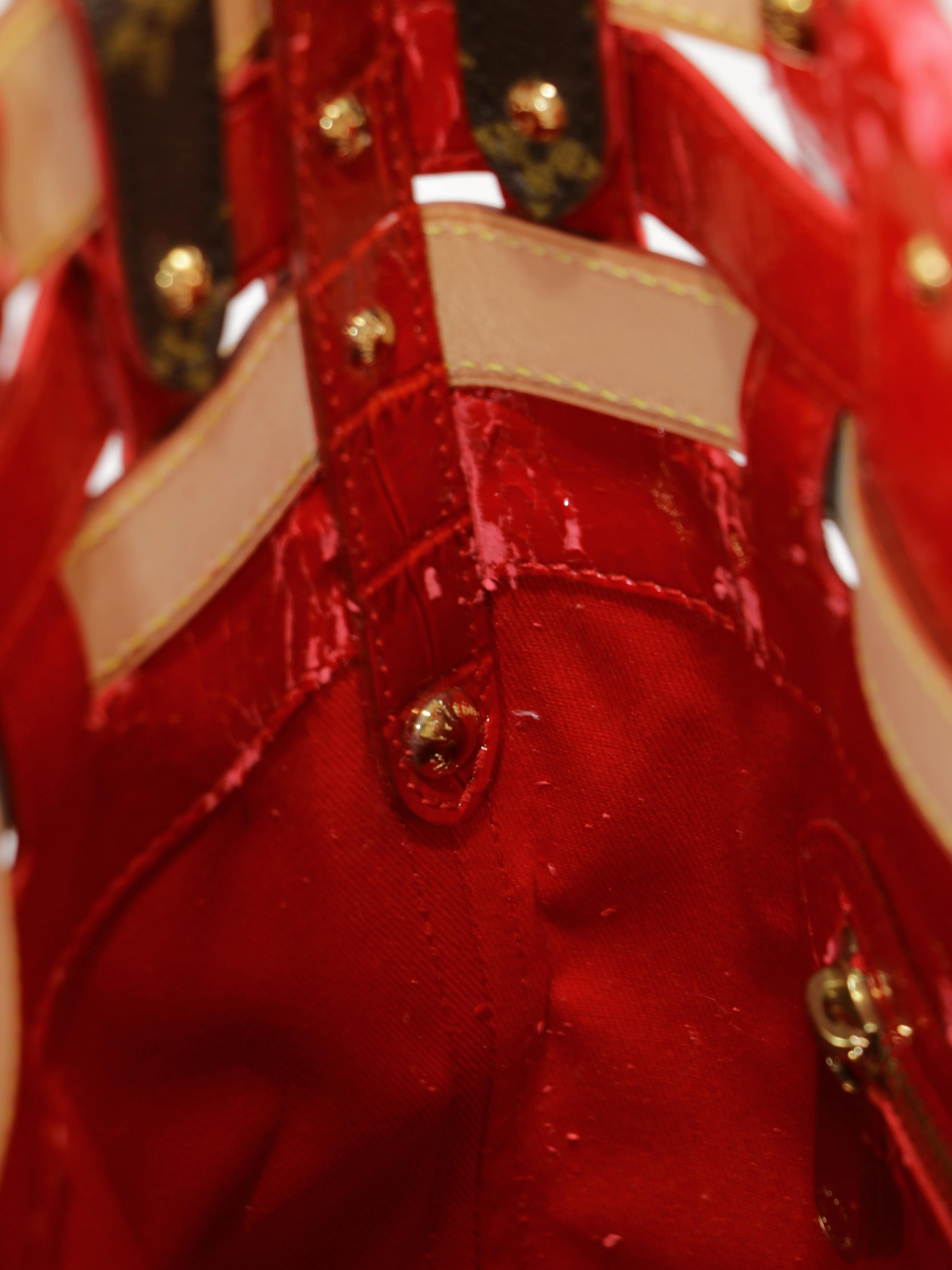 Shoulder Bag - Image 11