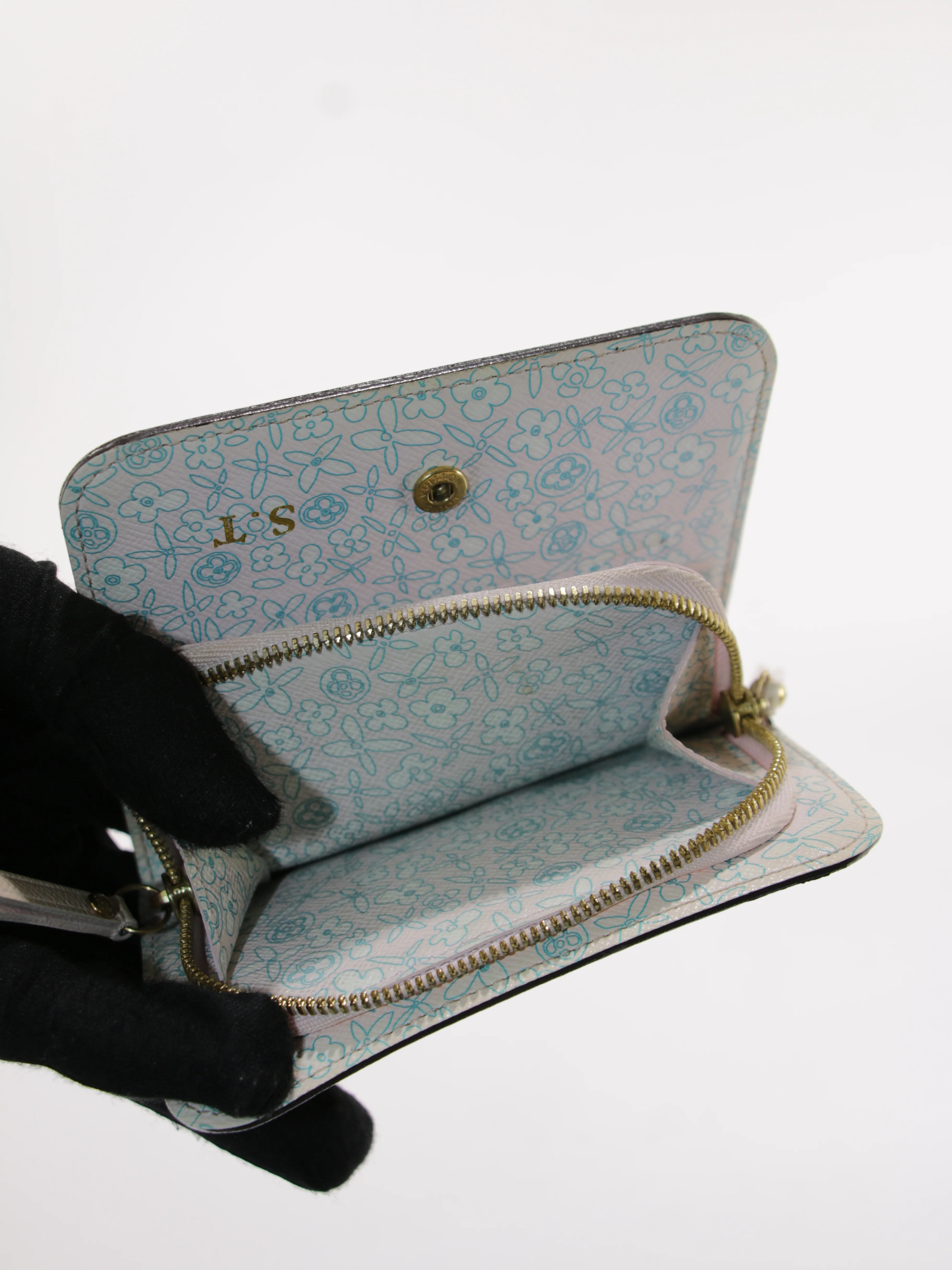 Wallet - Image 8