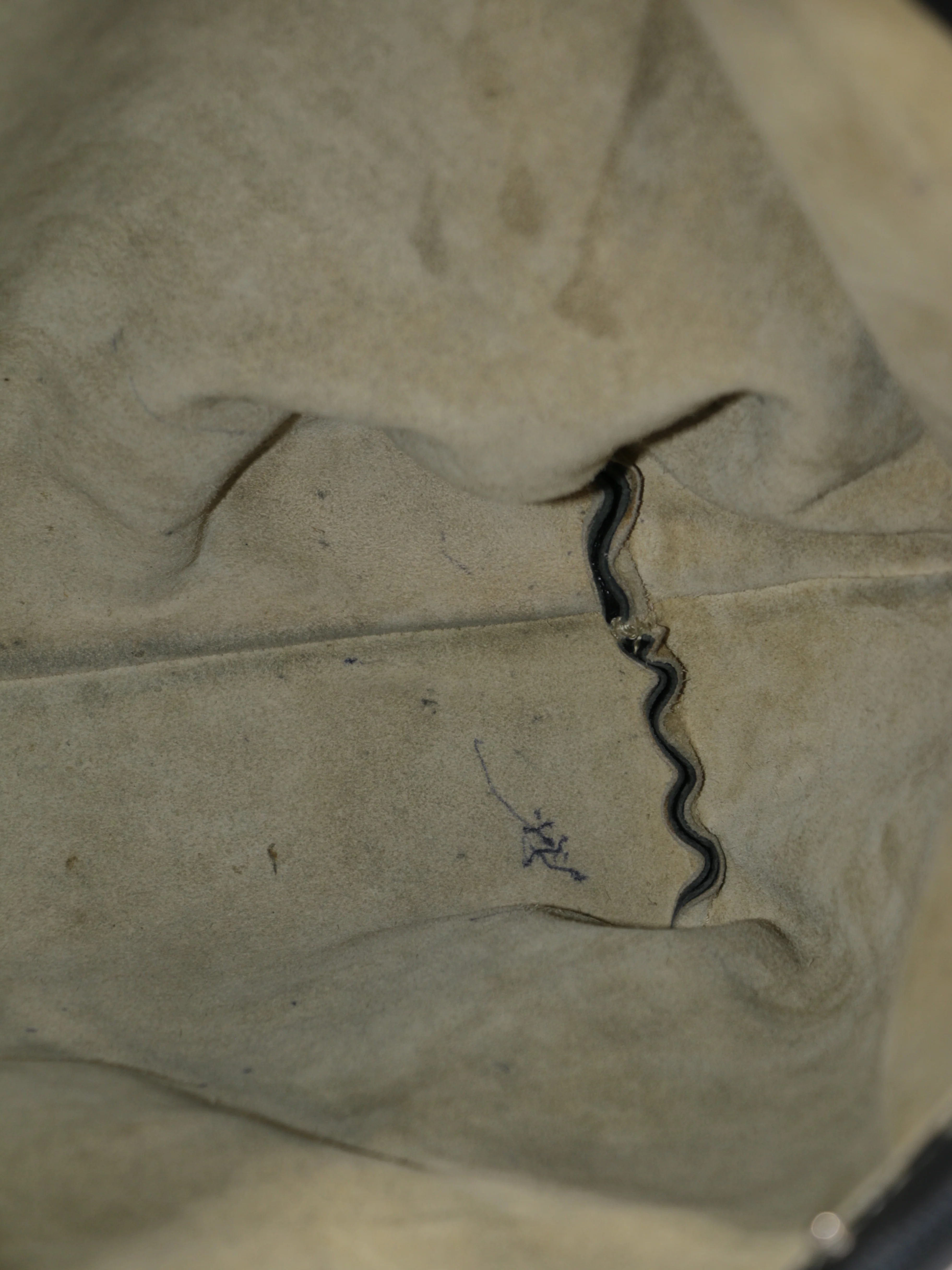 Shoulder Bag - Image 11