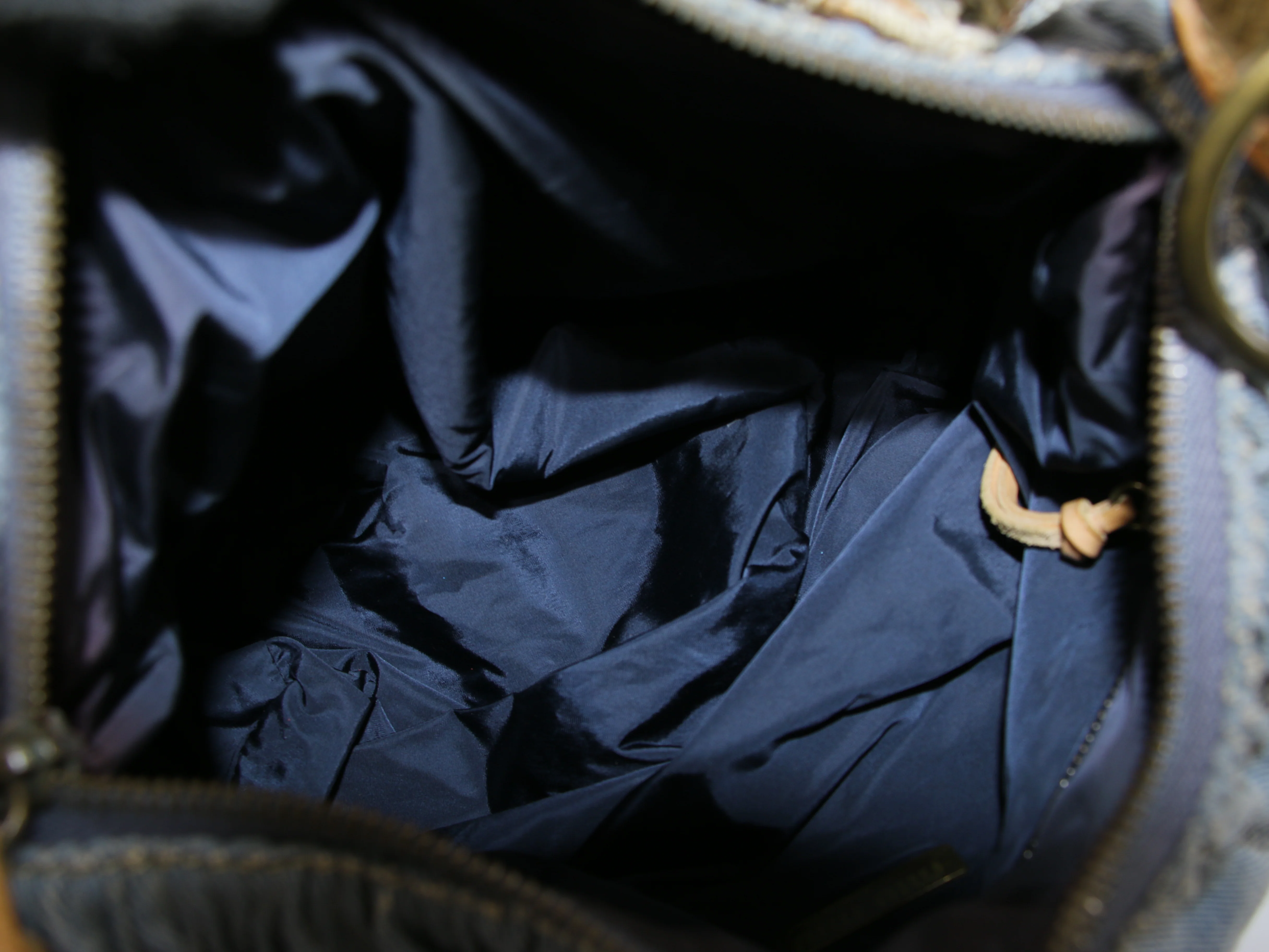 Shoulder Bag - Image 7