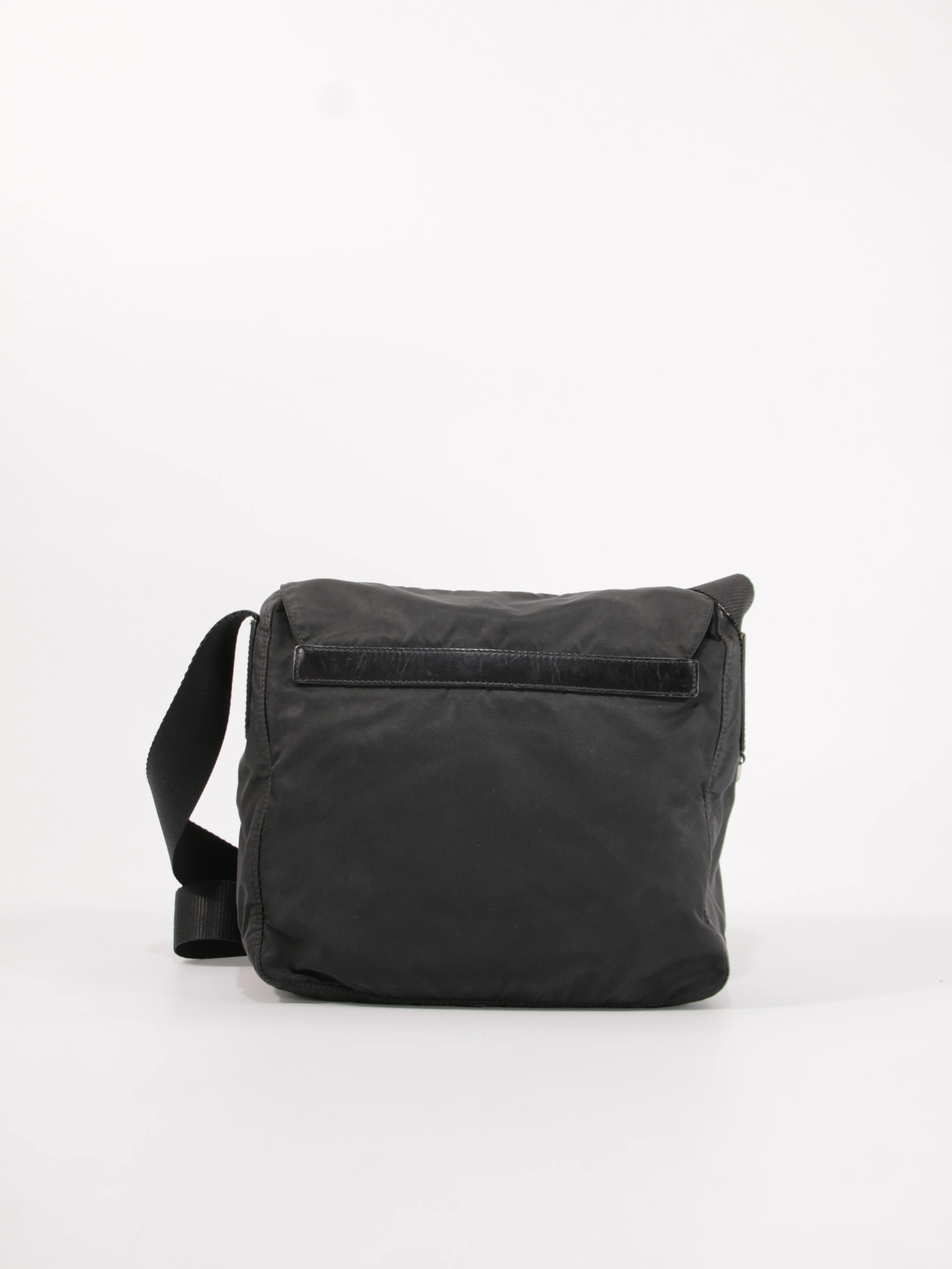 Single Buckle Messenger - Image 5
