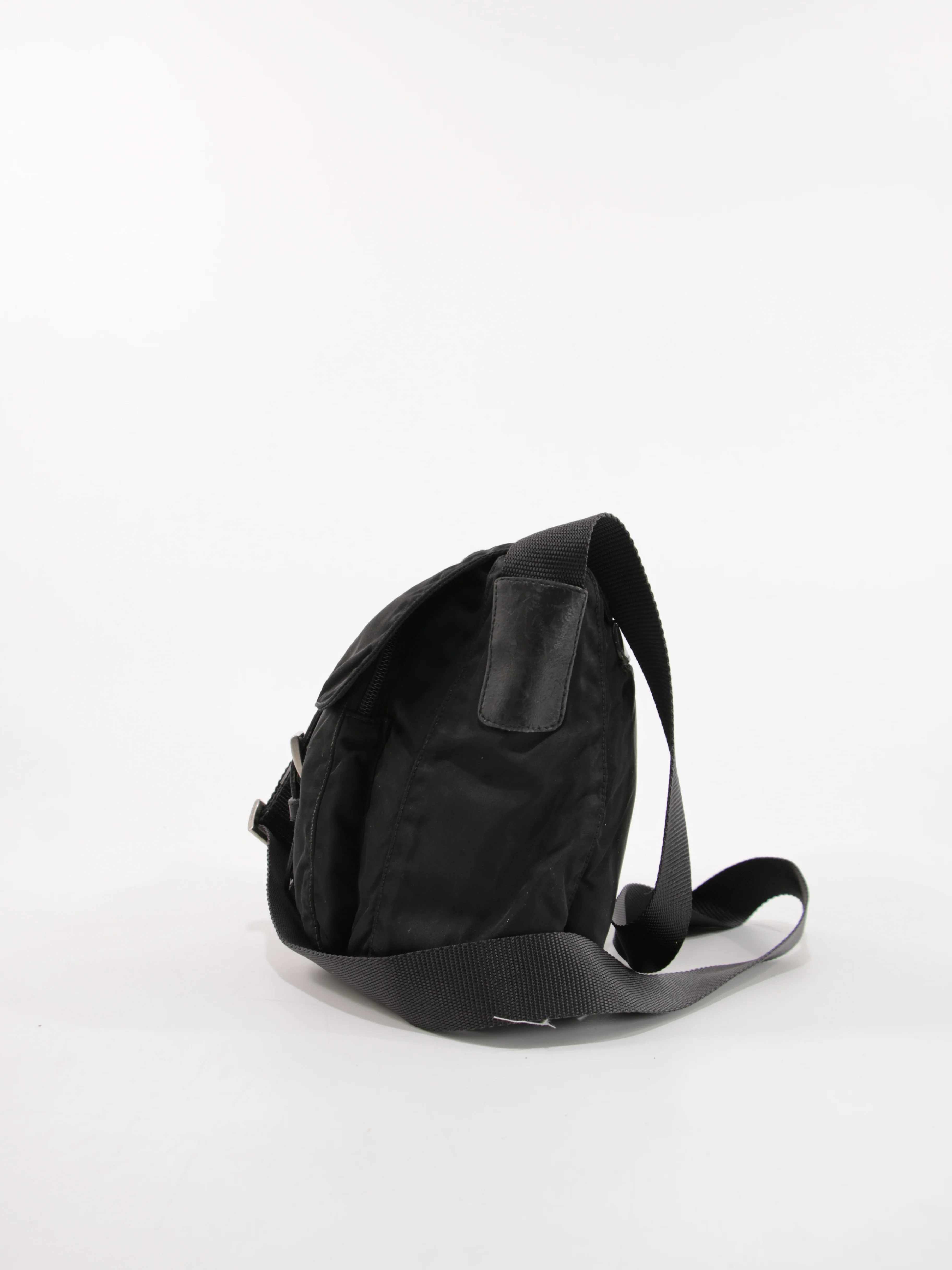 Single Buckle Messenger - Image 4
