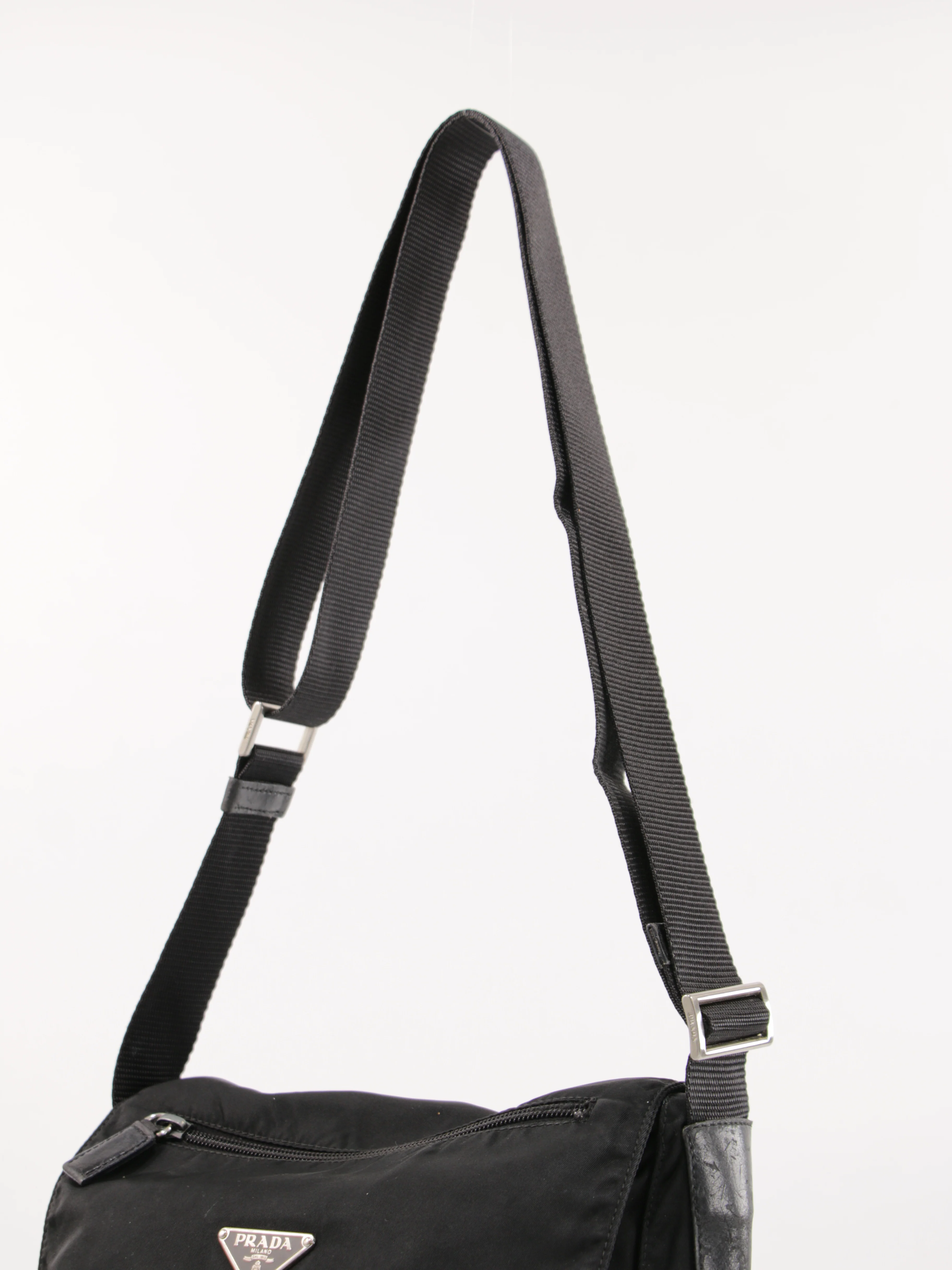 Single Buckle Messenger - Image 7