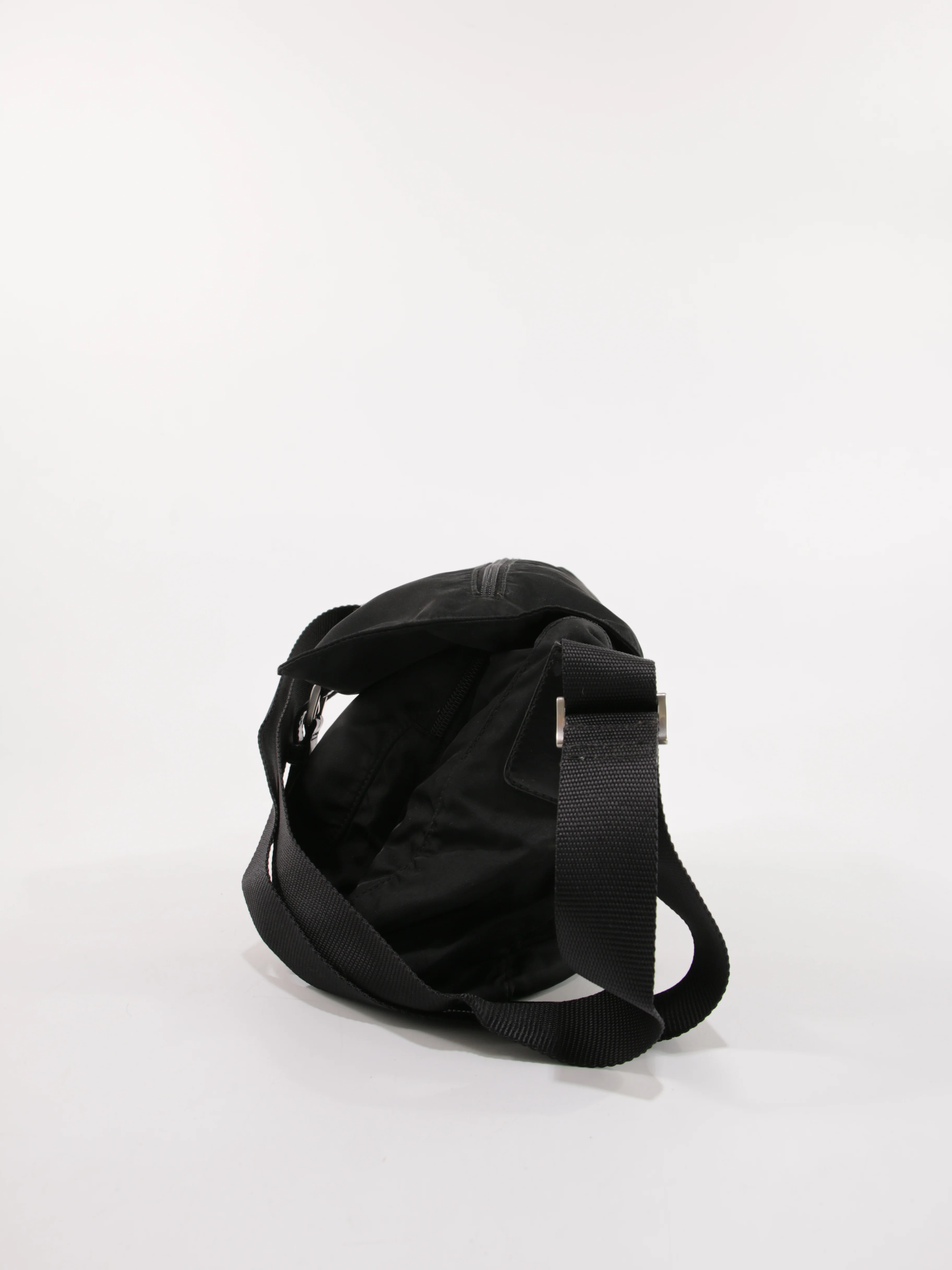 Single Buckle Messenger - Image 9