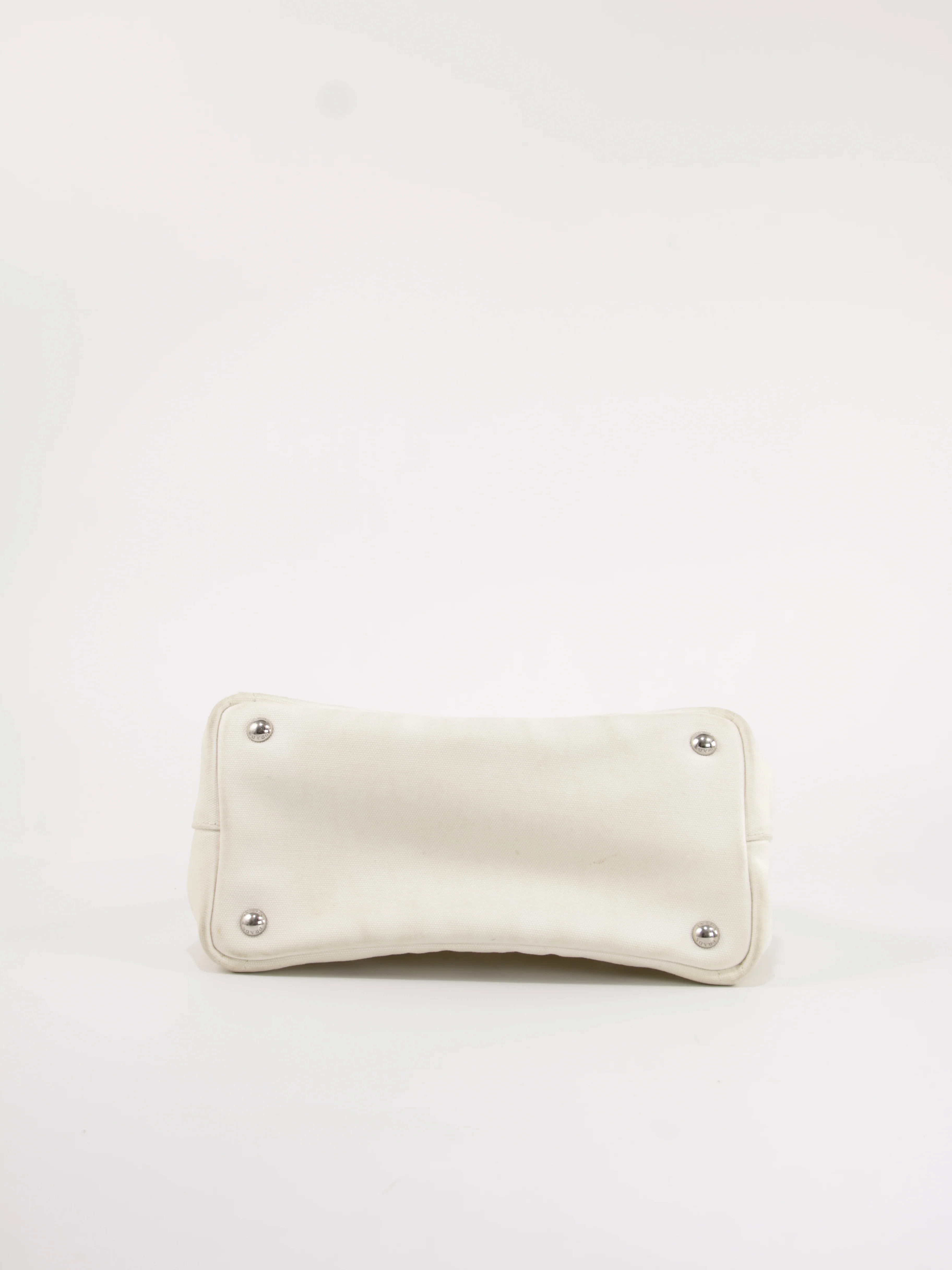 Small Canapa - Image 10