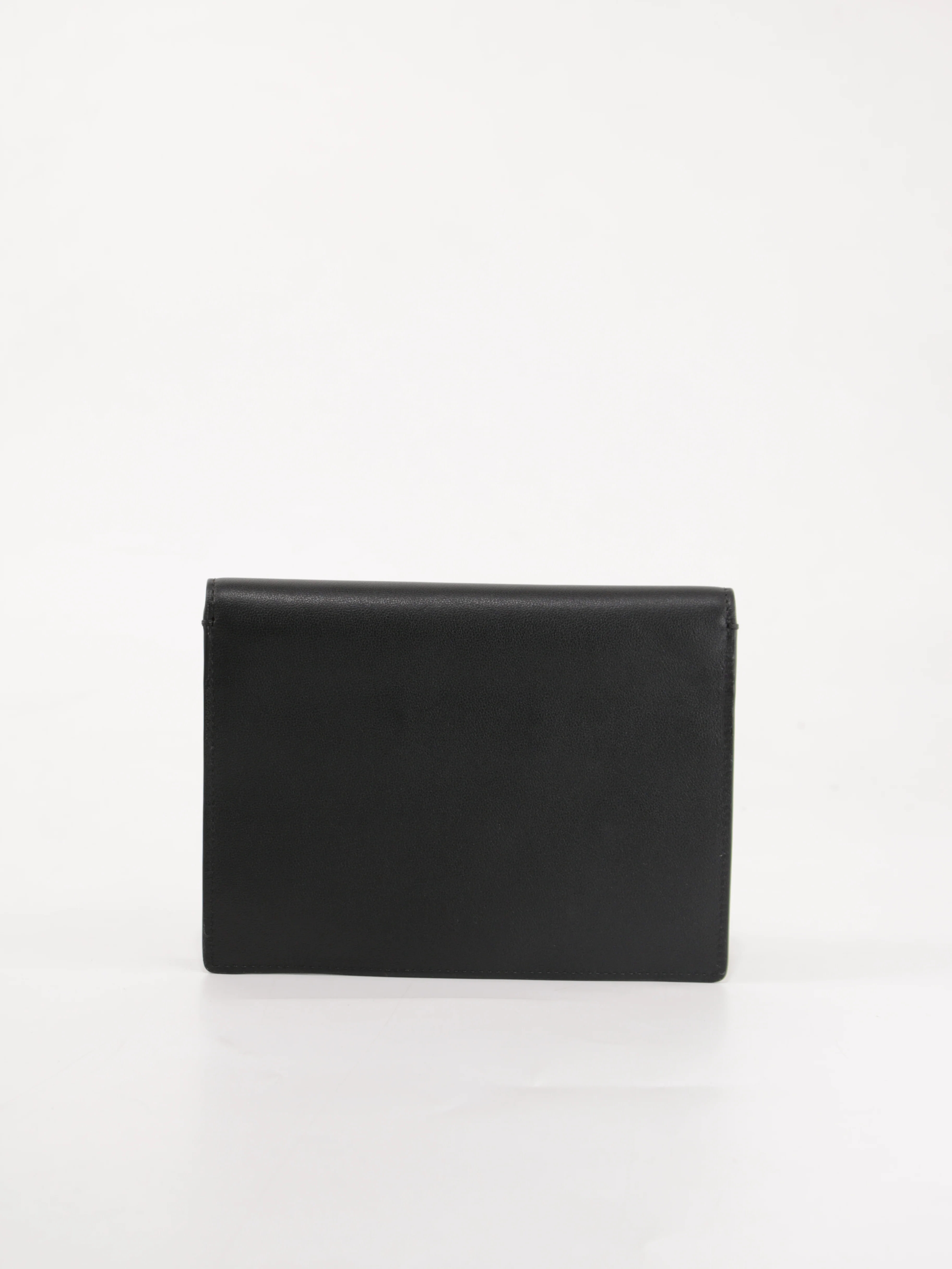 Clutch - Image 3
